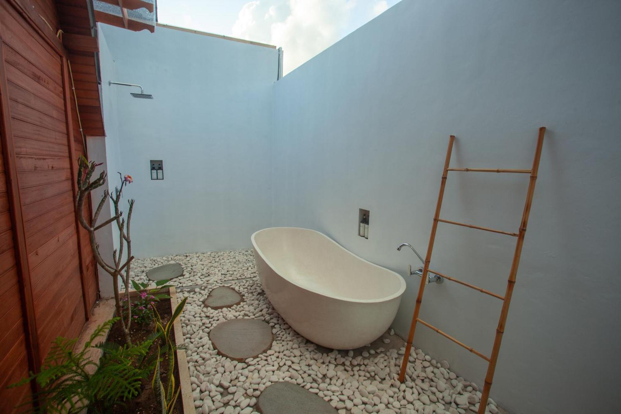 Plumeria Np Batununggul Ngoại thất bức ảnh